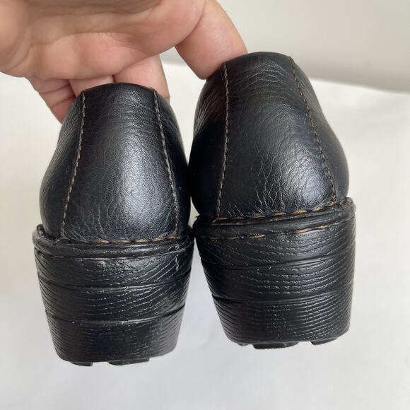 Born Black Leather Slip On Mule Clogs Shoes Women's EU 40 - US 8.5 M/W - Picture 4 of 11